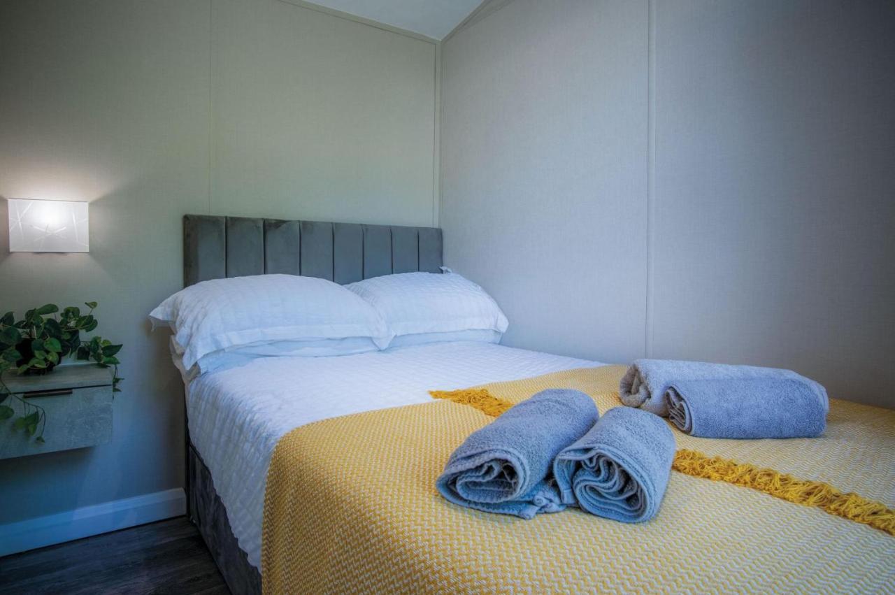 The Studio - 1 Bedroom Cabin - Amroth Zewnętrze zdjęcie