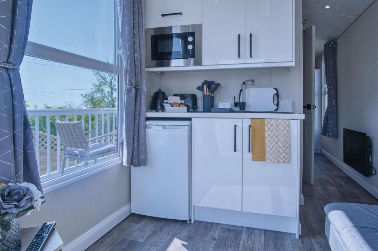 The Studio - 1 Bedroom Cabin - Amroth Zewnętrze zdjęcie