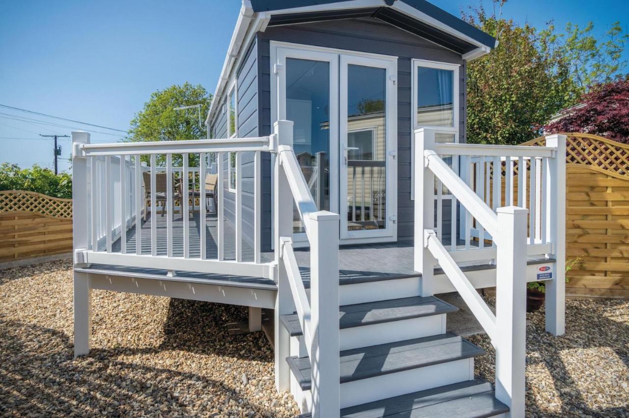 The Studio - 1 Bedroom Cabin - Amroth Zewnętrze zdjęcie